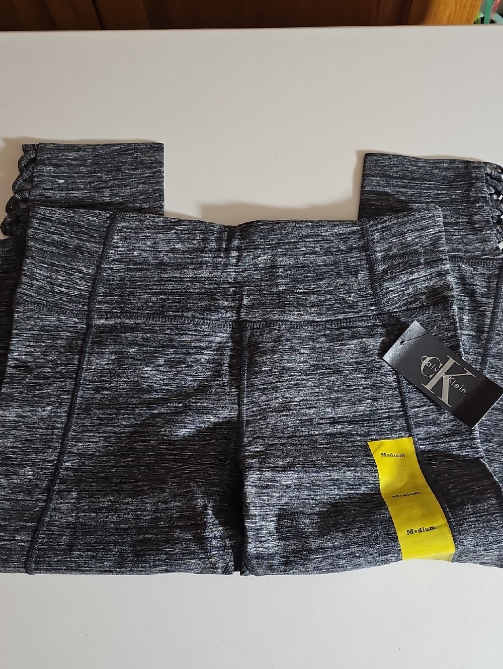 Calvin Klein Womens Gray Heather Active Capris - Gray 5BIN B48